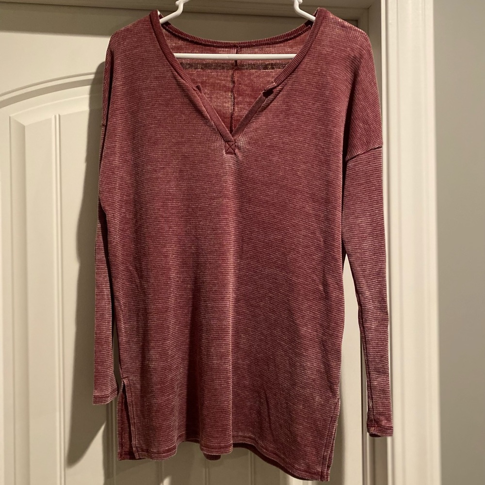 American Eagle Henley tee